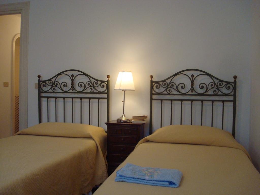 Appartement Villino Caproni à Viareggio Extérieur photo