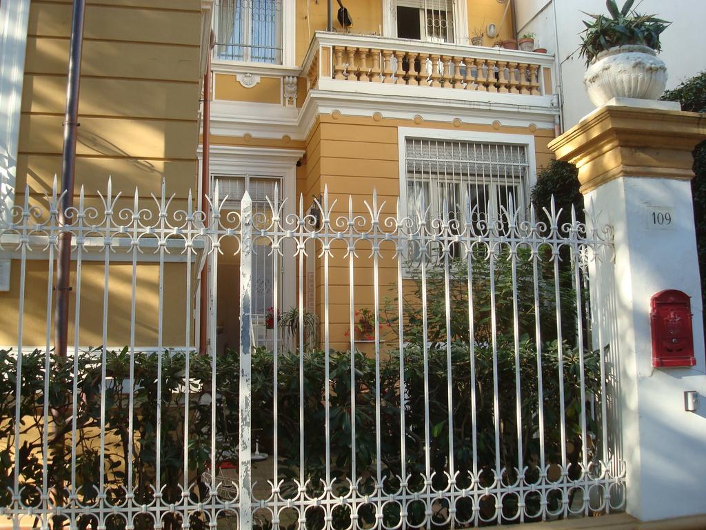 Appartement Villino Caproni à Viareggio Extérieur photo